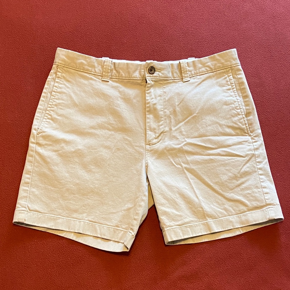 J Crew khaki chino shorts. Men's size 34.